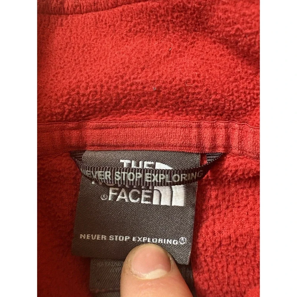 The North Face Men's Red Quarter Zip Pull Over Fleece XL
